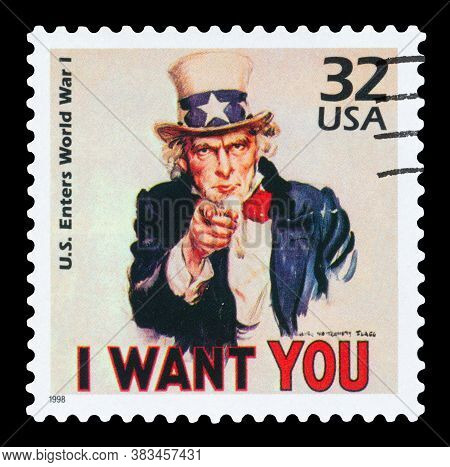 United States Of America - Circa 1998: A Stamp Printed In Usa Shows Uncle Sam, U.s. Enters World War