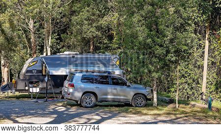 Eungella, Queensland, Australia - August 2020: Campers In A Caravan In Holidaying In The Tropical Ra