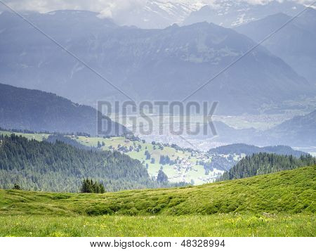 Un'immagine di un paesaggio bello a Beatenberg Svizzera