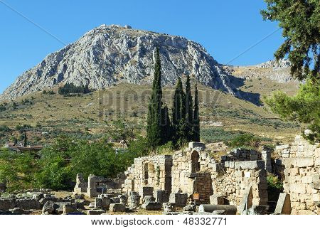 Utsikt över fästningen Acrocorinth, Grekland
