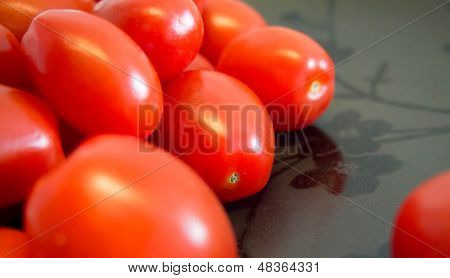 Plump Grape Tomatoes
