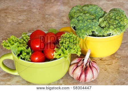 Broccoli, Cherry Tomatoes And Garlic