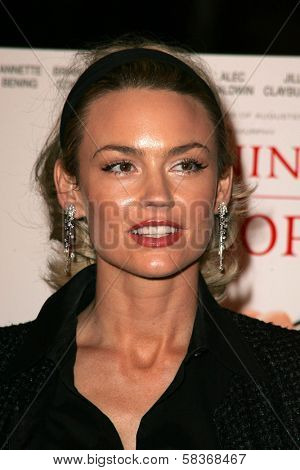 Kelly Carlson at the World Premiere of 