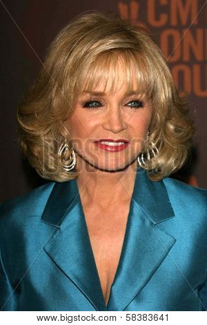 Barbara Mandrell at the CMT Giants honoring Reba McEntire. Kodak Theatre, Hollywood, CA. 10-26-06