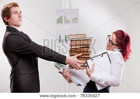 Man Vs Woman Annoyances On Workplace