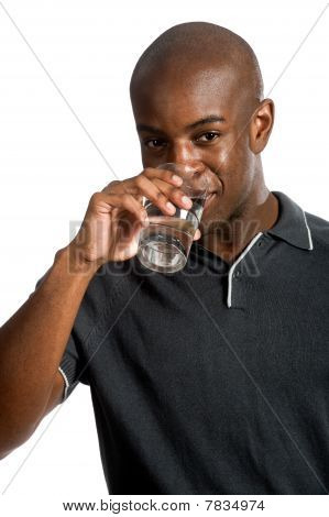 水を持つ男