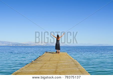 In the middle of horizon