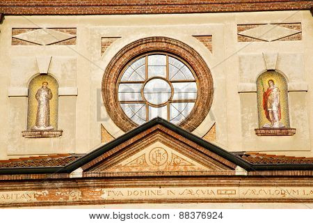 Rose Window  Italy  Lombardy     In  The Parabiago    Closed Brick   Tower   Tile