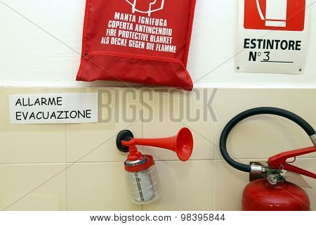 Signaling Devices For Emergency Management In A School