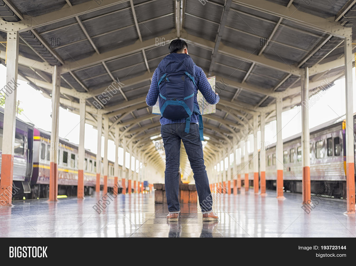 Man Traveler Image & Photo (Free Trial) | Bigstock