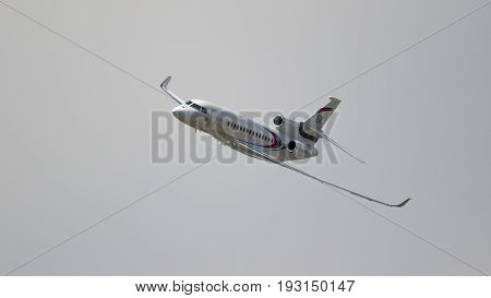 Dassault Falcon 8X Business Jet