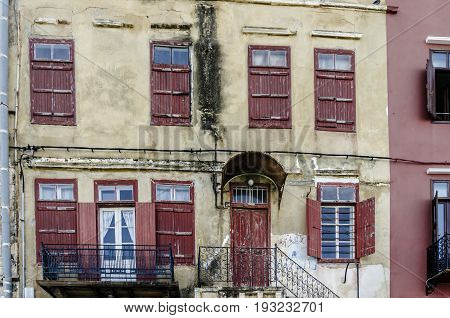 The old Venetian houses that surround the port.