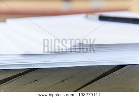 Lack of creative wig - paper pile