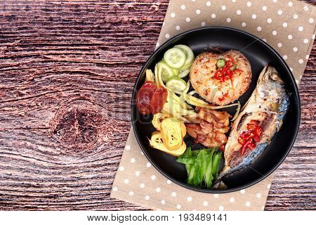 Fried Jasmine Rice With Shrimp Paste Call Kao Klok Kapi .