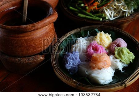 Famous Thai Food Kanom Jeen