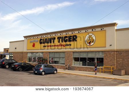 SMITHS FALLS ON JUNE 10 2017 EDITORIAL IMAGE OF CANADIAN RETAIL STOREFRONT NAMED GIANT TIGER.