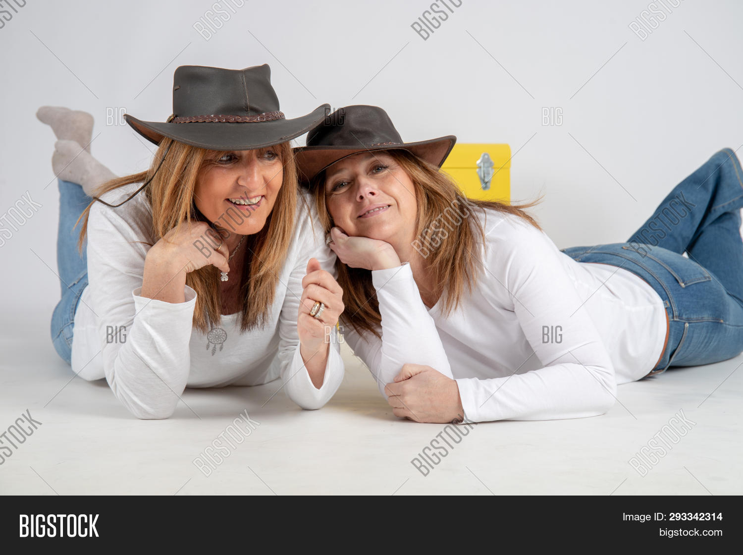 hats for mature women