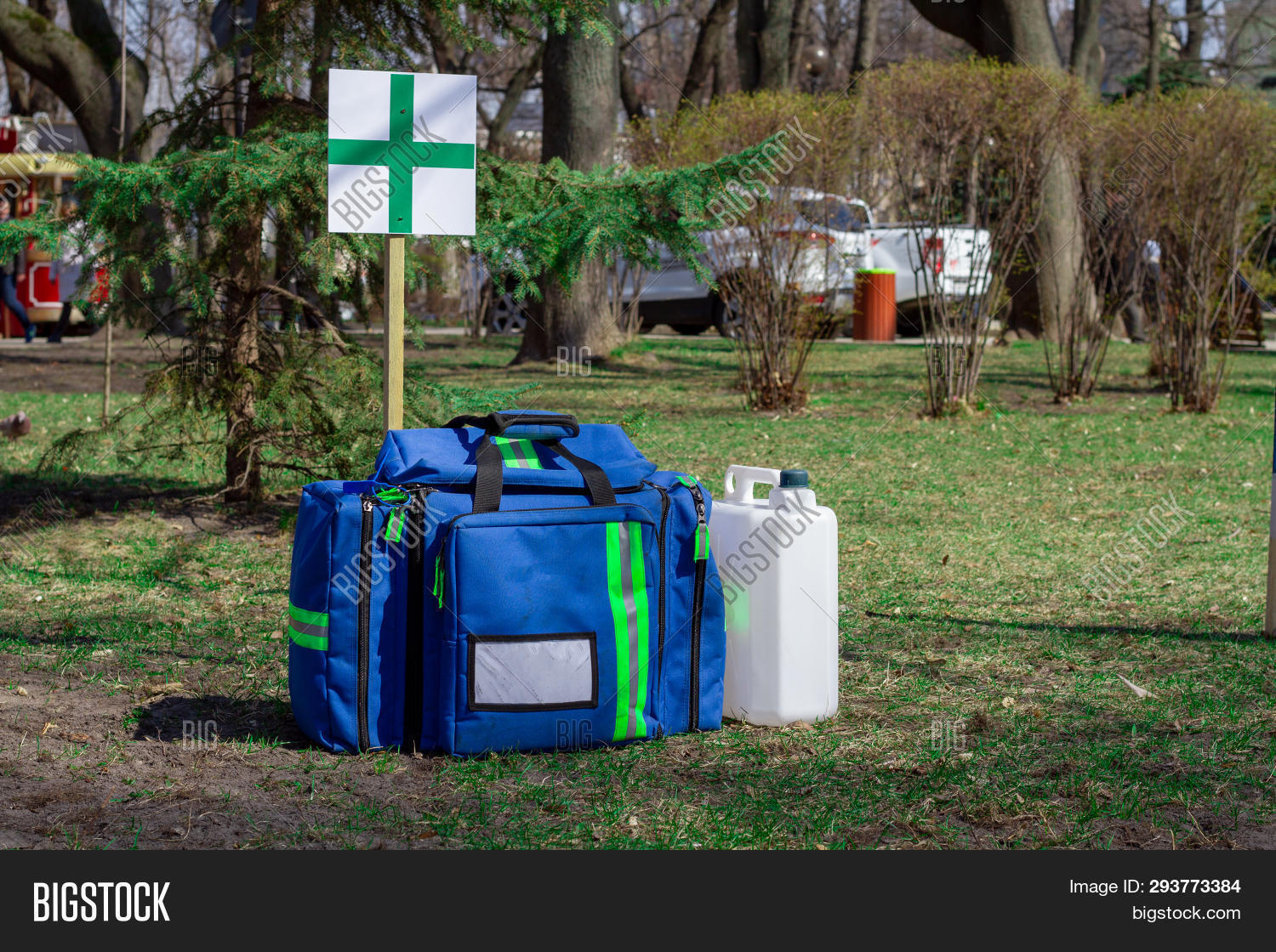 Sapper Bag First Aid. Image & Photo (Free Trial) | Bigstock