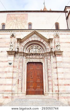 Side Door Of The Cathedral Of Grosseto In Italy (duomo Di Grosseto - San Lorenzo Nella Cattedrale). 