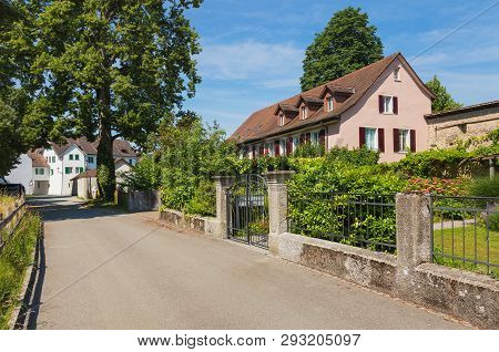 Bremgarten, Switzerland - June 16, 2018: A Street In The Historic Part Of The Town Of Bremgarten. Br