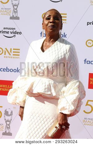 LOS ANGELES - MAR 30:  Iyanla Vanzant at the 50th NAACP Image Awards - Arrivals at the Dolby Theater on March 30, 2019 in Los Angeles, CA