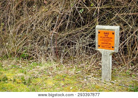 Didcot, United Kingdom, March 28th 2019:- Warning Signs Near Didcot Power Station Warning Of The Hig