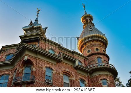 Tampa Bay, Florida. March 02, 2019 Top View Of Firts Baptist Church In Downtown Area .