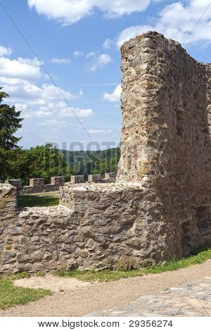 Parte de la vieja ruina del castillo