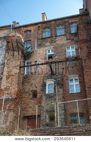 Grudziadz, Kujawsko-pomorskie / Poland - April, 5, 2019: Historic Buildings On The Vistula. Old Gran