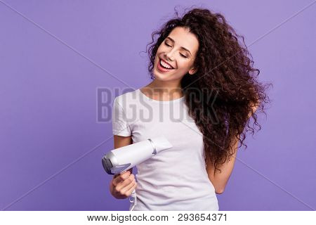 Portrait Of Her She Nice-looking Cute Winsome Lovely Sweet Attractive Cheerful Well-groomed Wavy-hai