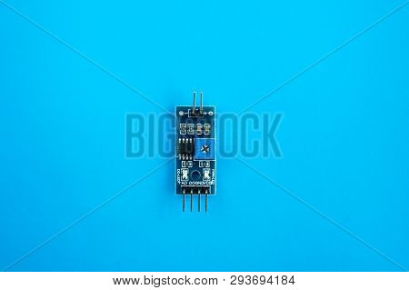 3.3-5V Rain Raindrops Detection Sensor Weather Humidity Module For Arduino