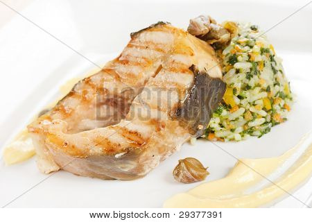 fisk bøf med ris