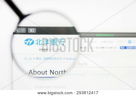 Los Angeles, California, Usa - 5 April 2019: Illustrative Editorial Of North Pacific Bank Website Ho