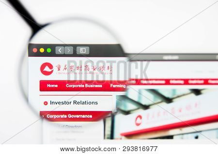 Los Angeles, California, Usa - 5 April 2019: Illustrative Editorial Of Chongqing Rural Bank Website 