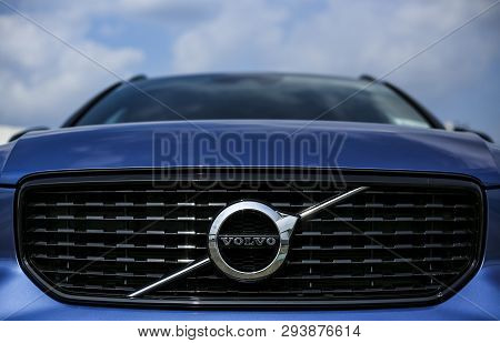 Logo Of Volvo Cars