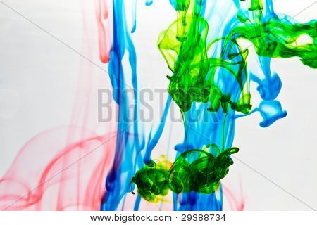水的颜色
