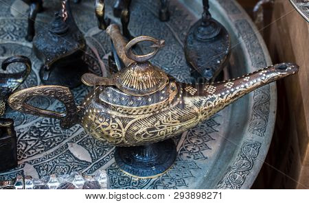 Aladdin Lamp Of Wishes In Metal With Patterns  In View