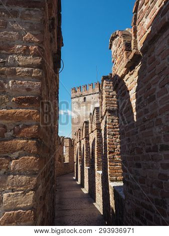 Castelvecchio Old Castle In Verona