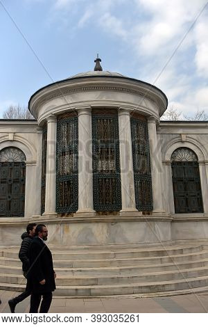 Turkey, Istanbul, 10,03,2018 Sultan Ii Abdulhamid Han Hz. Turbesi. Complex With Cemetery And Mosque