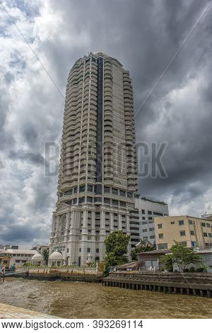Bangkok.thailand - 20,08,2018 :bangkok City With Sunset Sky And Chao Praya River.bangkok Thailand