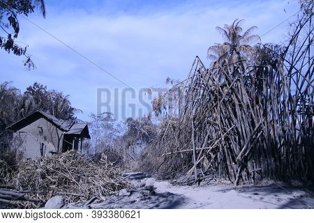 Yogyakarta, Indonesia. November 14, 2010: The Effects Of The Eruption Of Mount Merapi, Damage Houses