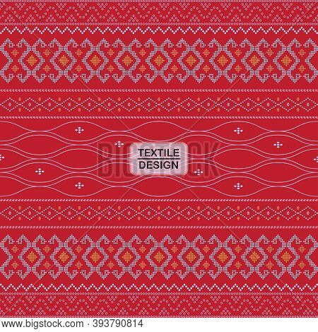 Seamless Geometric Background Motif Ulos Batak. Seamless Traditional Textile Bandhani Sari Border. C