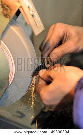 Close-ups, production tool industry