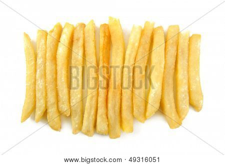 Pommes frites auf weißem Hintergrund