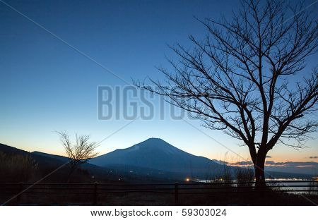 Sunset Fuji fujisan at dusk from yamanaka lake at Yamanashi Japan