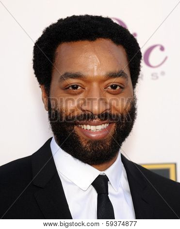 LOS ANGELES - JAN 16:  Chiwetel Ejiofor arrives to the Critics' Choice Movie Awards 2014  on January 16, 2014 in Santa Monica, CA                