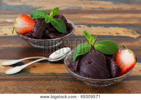 Acai Pulp In Glass With Strawberry And Fresh Mint
