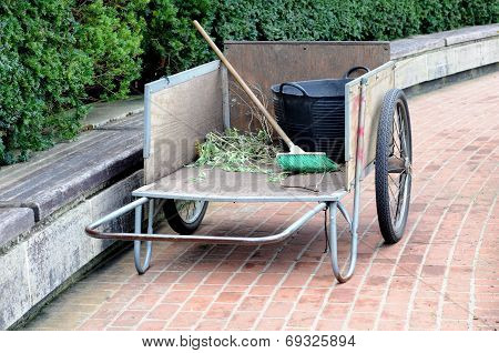 Gabbage Cart
