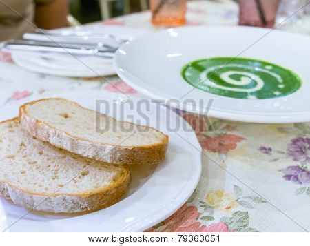 Spinash Cream Soup And  Two Breads