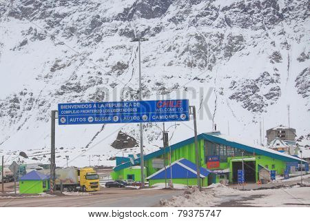 chilean check point on the border Argentina and Chile